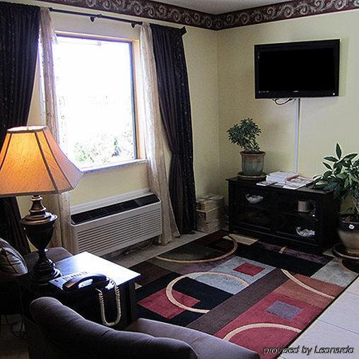 Western Inn & Suites ดักลาส ภายนอก รูปภาพ